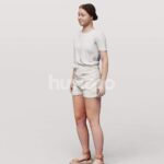 Animated 043-3497 SL3 Woman Standing Listening